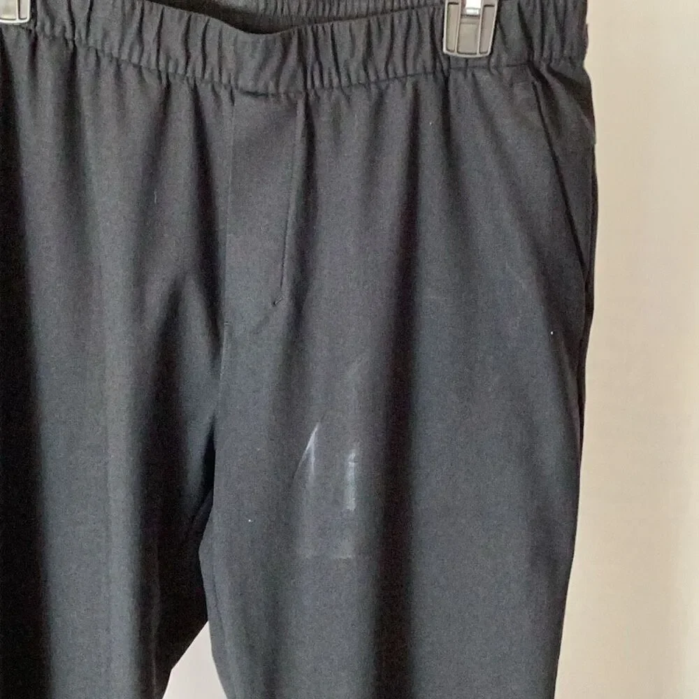 Lululemon Black Pull-On Stretch Travel Pants Women’s Large Tapered Ankle